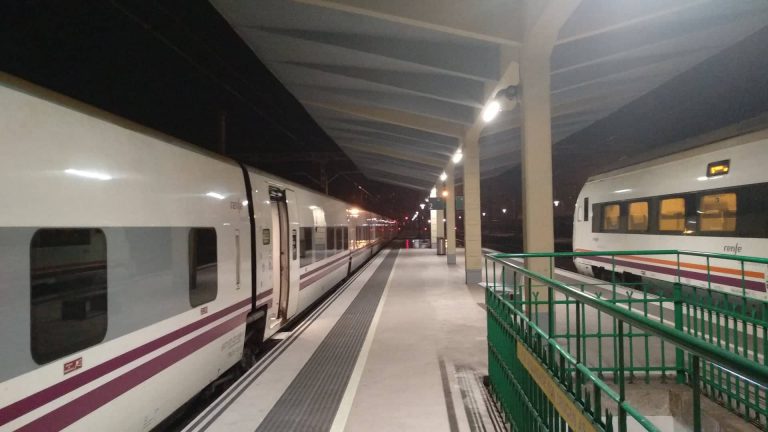“De nada vale un centro de ciberseguridade en Monforte sen boas conexións ferroviarias”, asegura o PPdeG