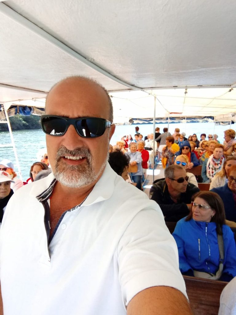 8.000 persoas en xullo nos catamaráns da Ribeira Sacra