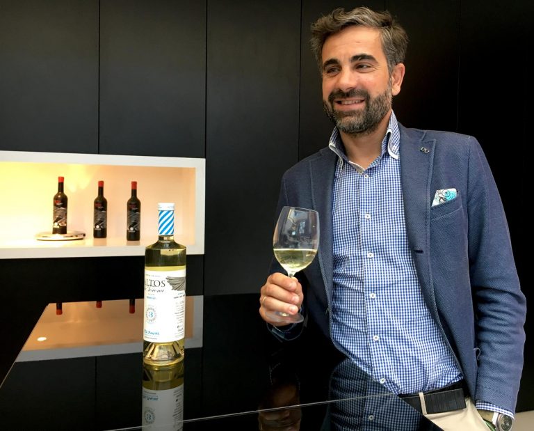 Iván Gómez: “Seguiremos apoiando aos viticultores, imos coller todo como en anos anteriores”