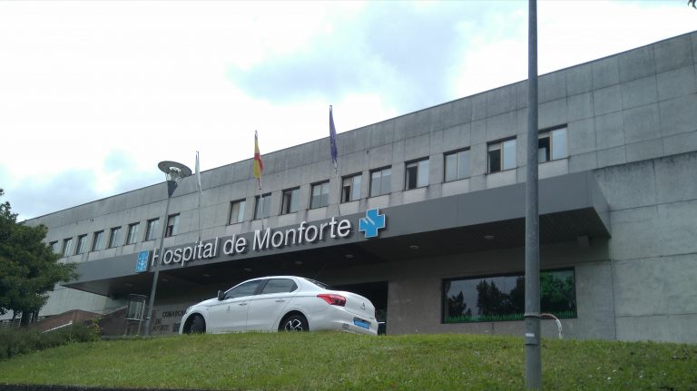 O Hospital de Monforte conta con máis ingresados por Covid que o HULA