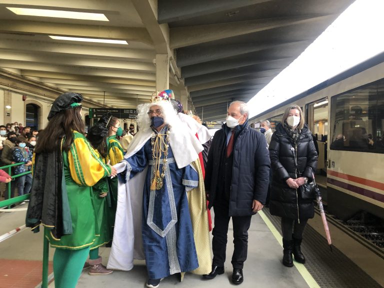 Os Reis Magos visitan os concellos da Ribeira Sacra