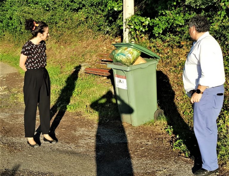 Mellorar a recollida de lixo no rural, reclaman os populares monfortinos