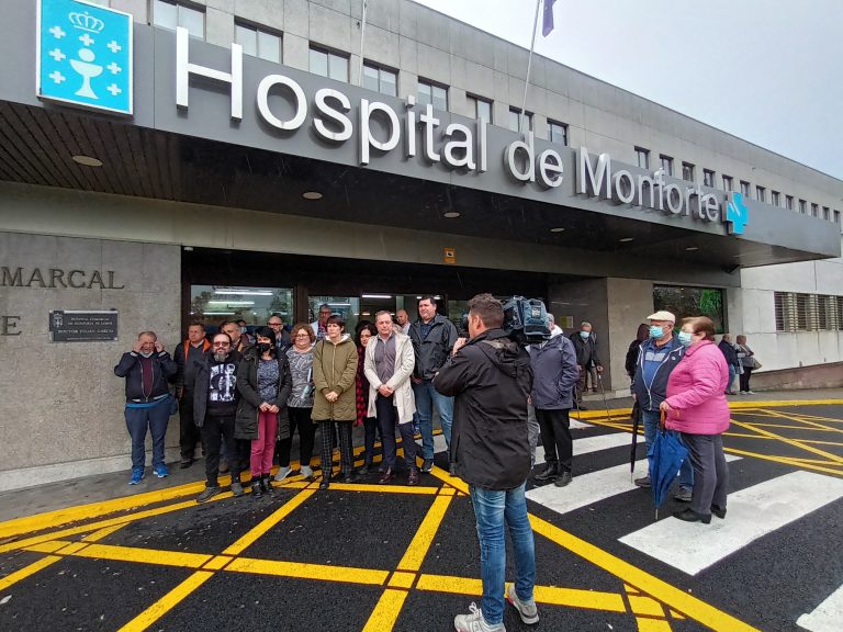 “Estase poñendo en risco a saúde dos galegos e das galegas”, asegura Pontón na visita ao Hospital de Monforte