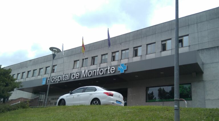 Pladesapu denuncia unha vez máis a falta de médicos e o colapso que se dá no Hospital de Monforte