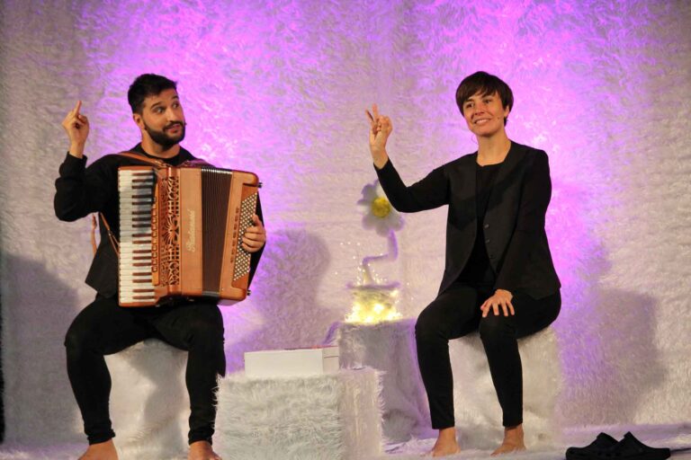 Espectáculo musical e teatral para público infantil en Monforte