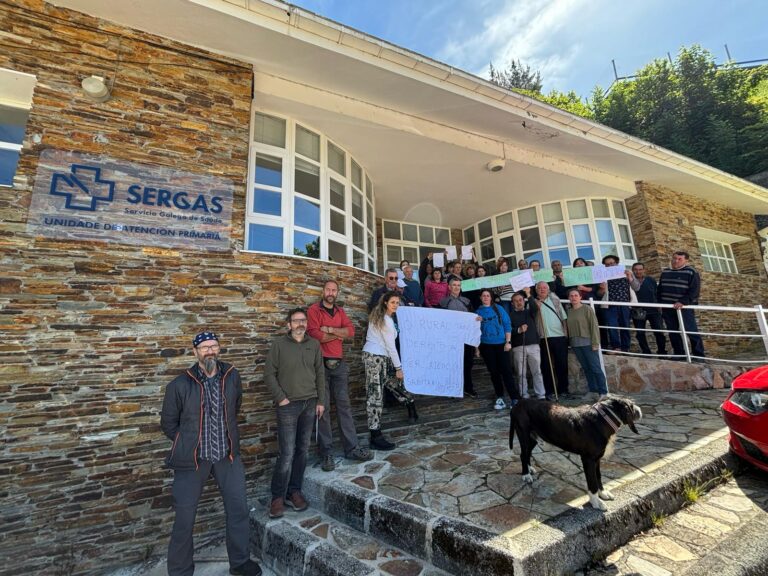 O Courel protesta pola ausencia de médicos