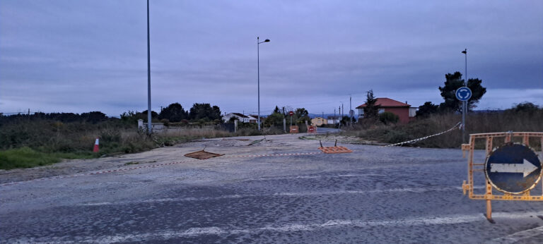 Piden melloras na seguridade da rotonda do Porto Seco na estrada entre Monforte e Reigada