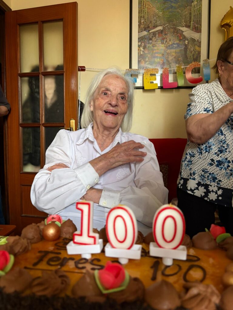 Parabéns a unha nova centenaria en Sober, Teresa Sáez Pérez