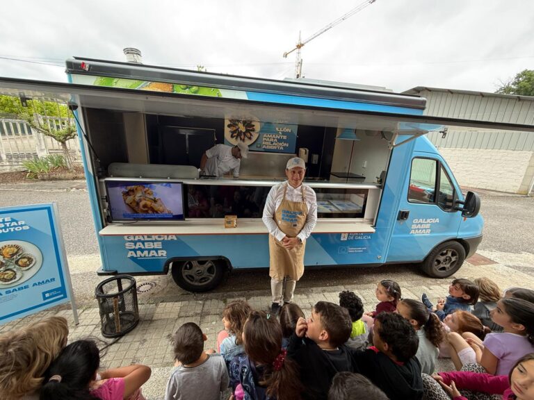 Xornada de achegamento aos produtos mariños no CEIP de Bóveda