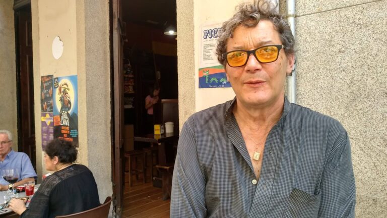A conciencia social e a provocación de Antón Valcarce seguirán latexando