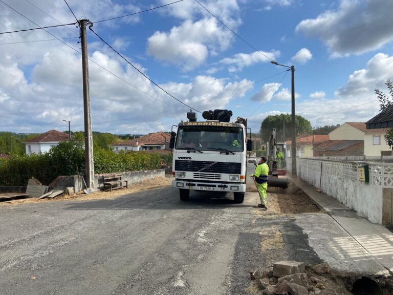 Comeza a mellora da estrada provincial que une Sober e Ferreira por Canaval