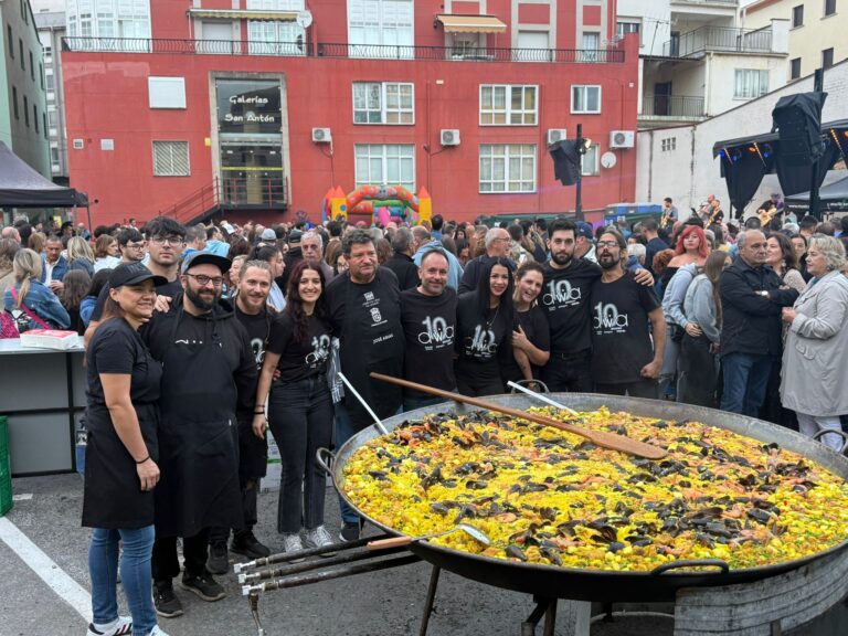 Concertos e paella xigante para celebrar o décimo aniversario do ‘Awa’