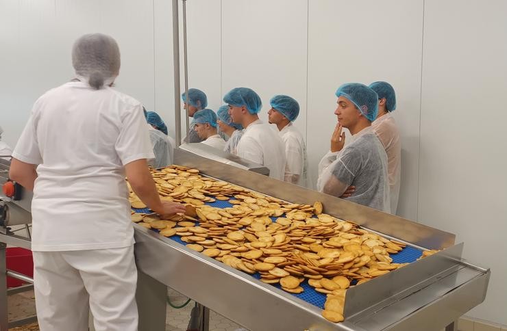 Daveiga dá a coñecer o seu ‘modelo de economía social’ ás novas xeracións con visitas escolares