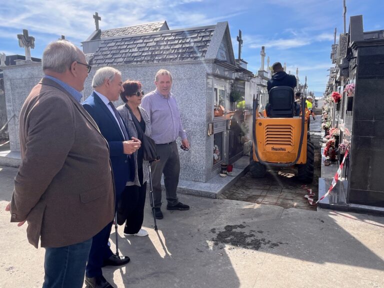 Rematan as obras de mellora do Cemiterio Vello de Monforte