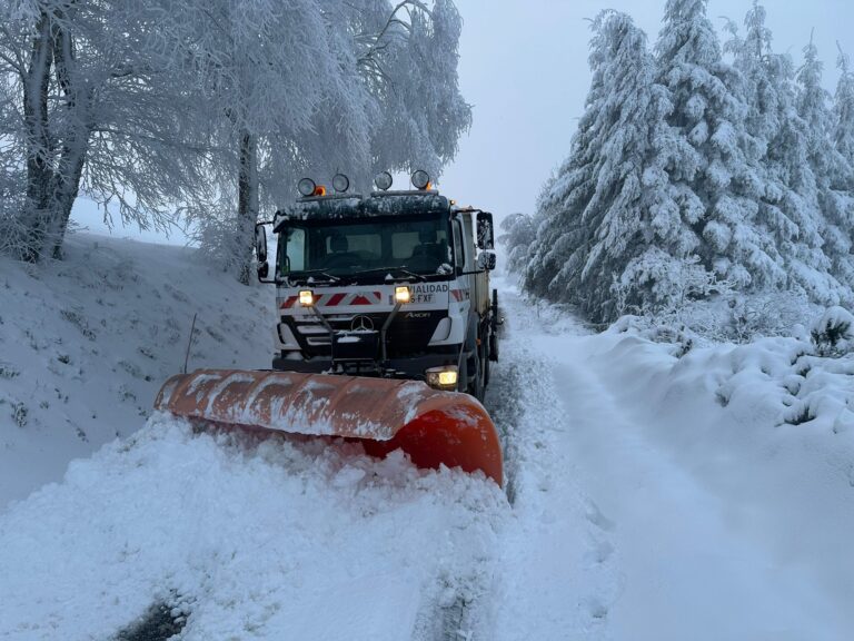 Con cotas de neve de 600 metros refórzase o operativo provincial