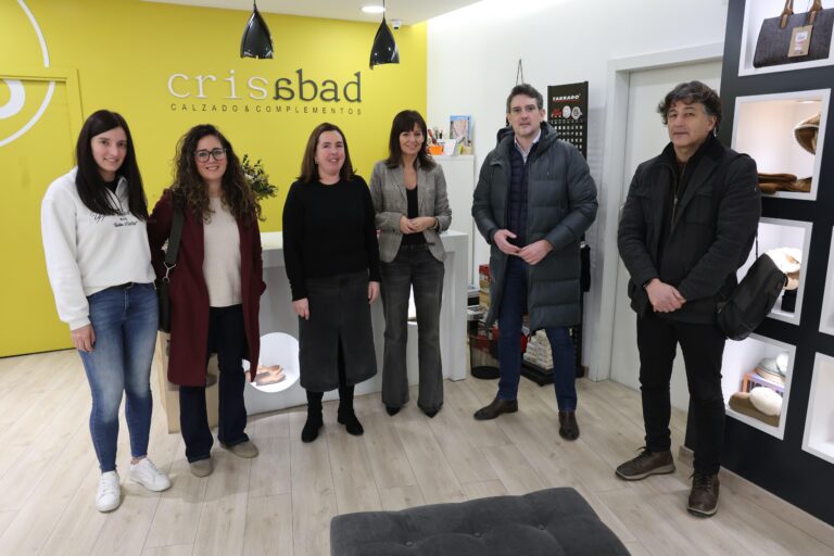 Seis comercios da Comarca de Sarria melloran a súa competitividade con axudas da Xunta