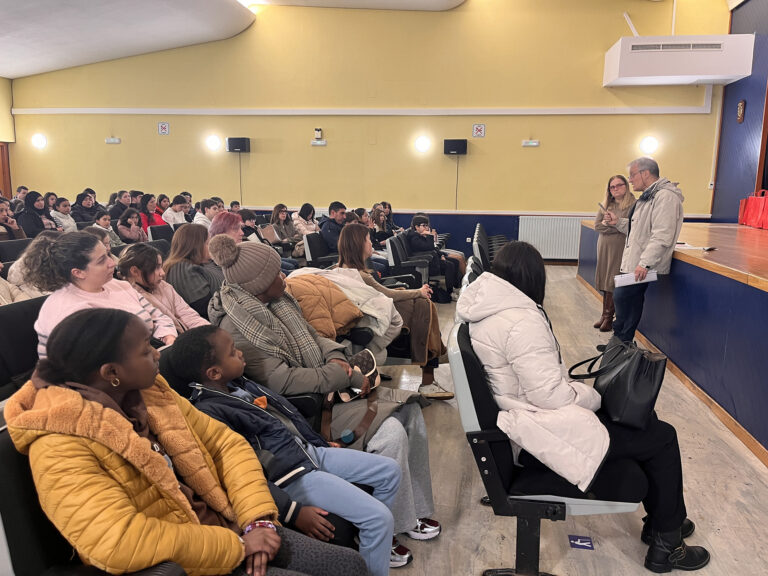 Un cento de nenos e nenas de Monforte participarán como paxes na Cabalgata de Reis deste luns