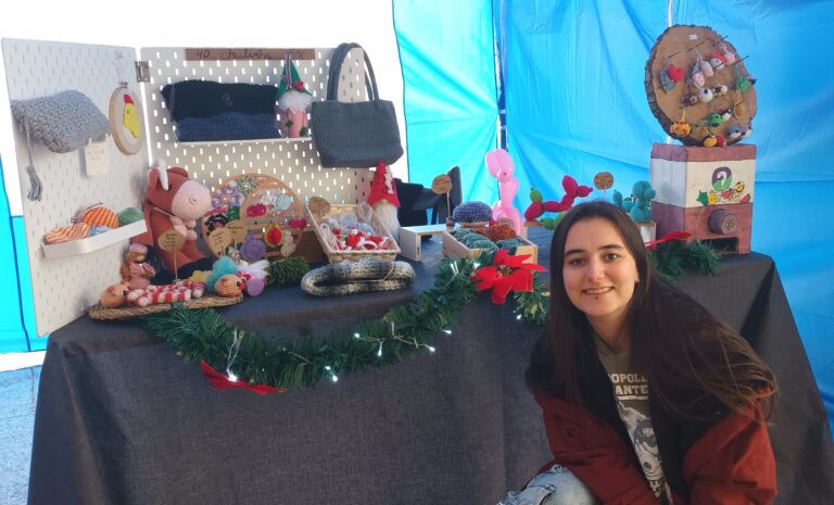 ‘Chulinha’: creacións propias e por encargo feitas con calceta e gancho