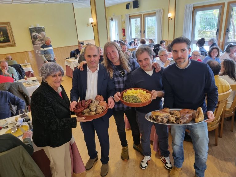 Lucía Pérez pregoará o 14 de marzo o II Cocido Gourmet Porco Celta do Incio
