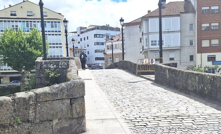 O 2 de marzo comeza a reparación da sillería da Ponte Medieval de Monforte