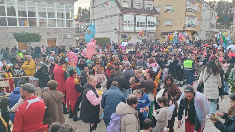 Máis de 1.500 persoas desfilaron en Pantón este sábado e entregáronse máis de 5.000€ en premios