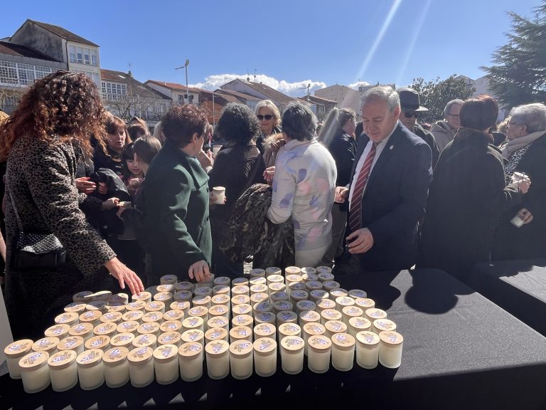 8M en Monforte con presenza do alcalde e sen a oposición