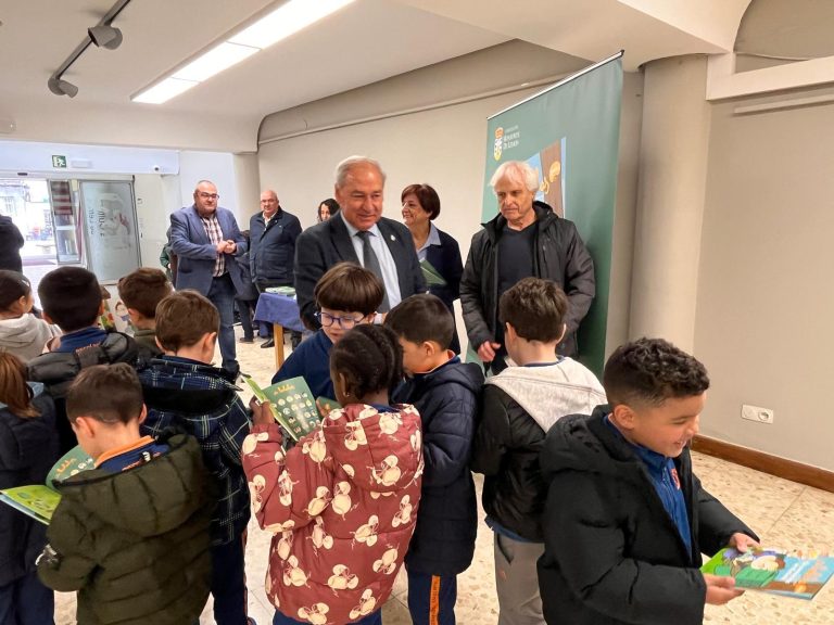 Os Bolechas ensinan sobre compostaxe doméstica na publicación “Os composteiros de Monforte”