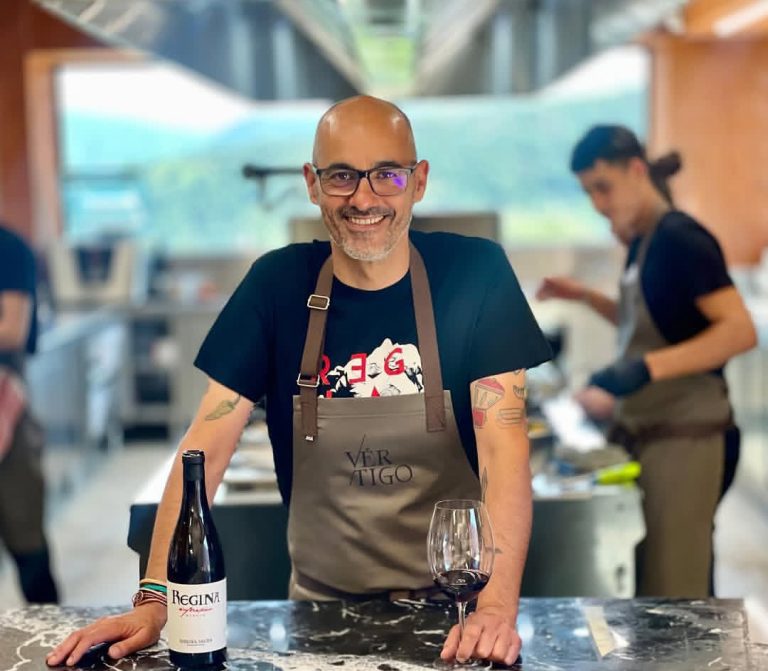 “Emprego o viño de amandi en moitas elaboracións, pero eu son máis de bebelo”, Rafa Centeno, chef do Restaurante Vértigo