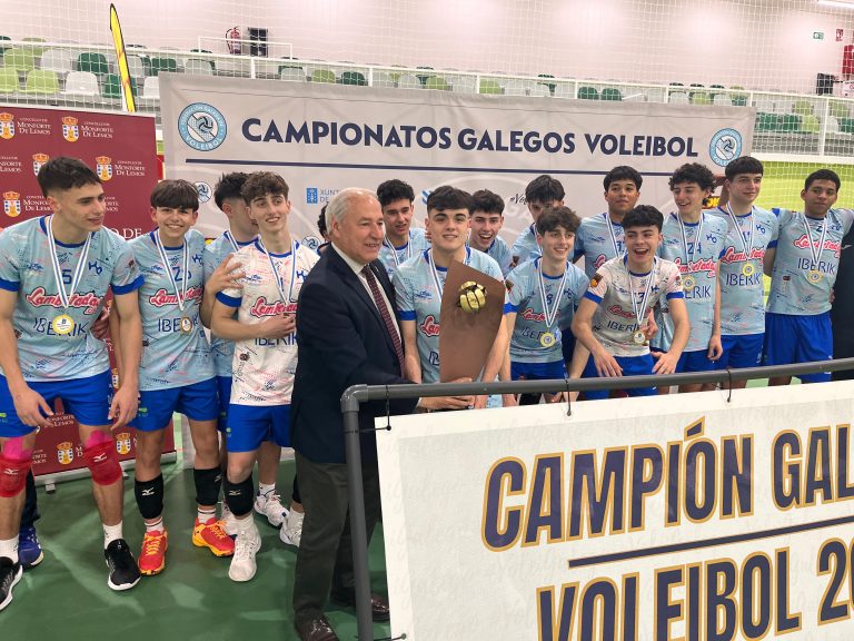 O Korbis Lambetadas ‘campión galego de Voleibol’
