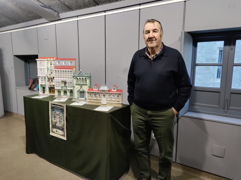 A Casa da Cultura de Chantada acolle unha exposición de Maquetas Modernistas, homenaxe a Rodolfo Ucha Piñeiro