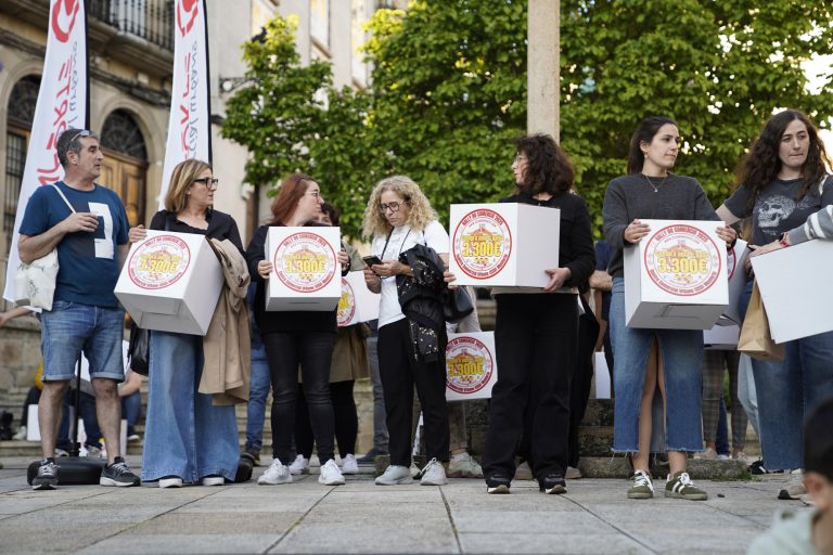 3.200 € en compras e unha ‘Experiencia Ferrari’, dous atractivos premios que ofrece o ‘Rally do Comercio’ do CCU de Monforte