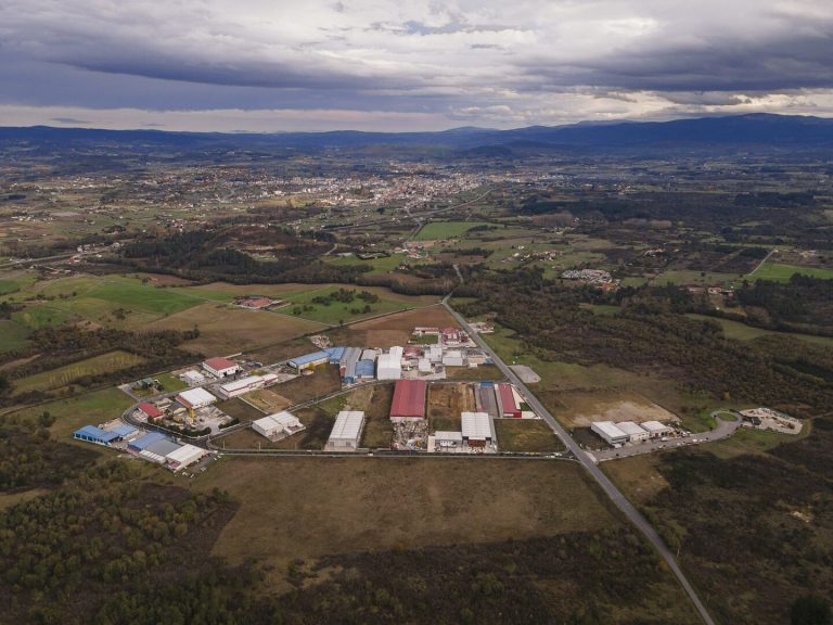 O PP de Monforte leva a pleno solucionar as “deficiencias” do Polígono do Reboredo