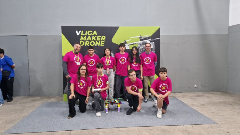 Premio ao mellor deseño para o IES Daviña Rey na ‘Liga Make Drone 2025-26’
