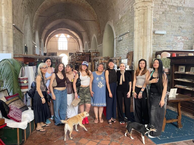 Alumnas do ciclo de ‘Confección e Moda’, do IES A Pinguela, visitan Perugia
