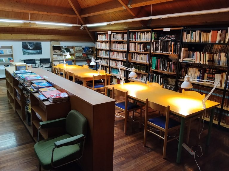 Taboada mellora a Biblioteca Pública e amplía horarios