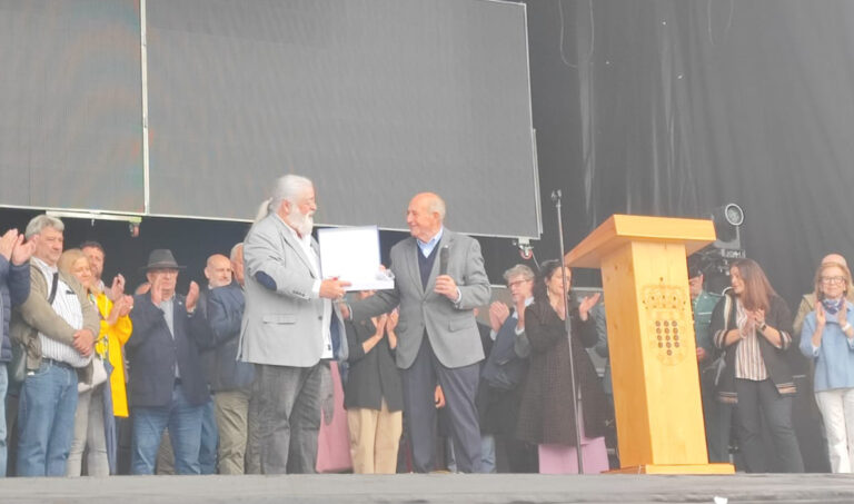 Pantón, “corazón da Ribeira Sacra”, enxalza o sumiller Luis Paadín no pregón da Feira do Viño