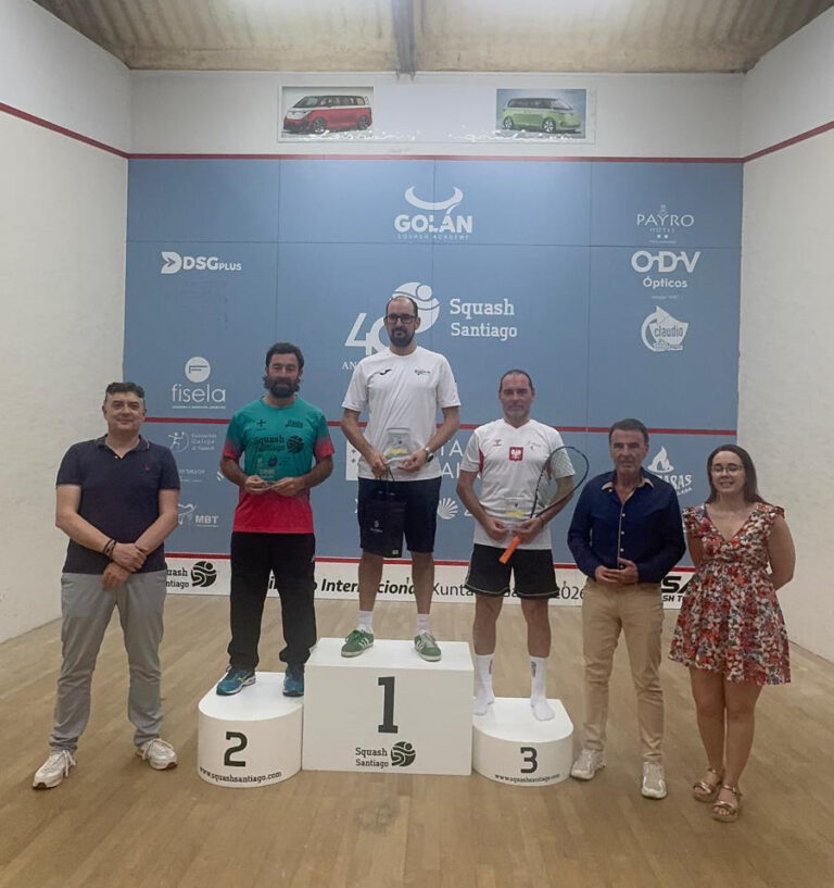 O monfortino Miguel Arias campión do ‘Spanish Masters Internacional’ de Squash