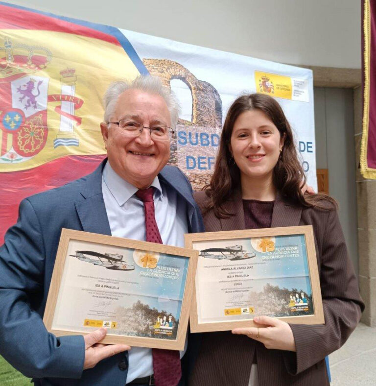 Ángela Álvarez do IES A Pinguela gana a fase provincial do concurso literario Carta a un Militar Español