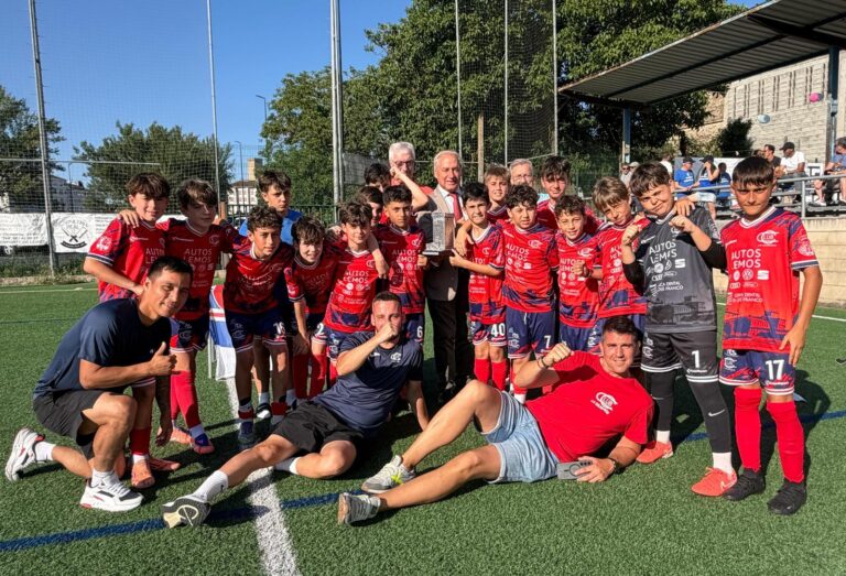 O CP Calasancio faise co V Torneo Cidade de Monforte Fútbol 11 Alevín