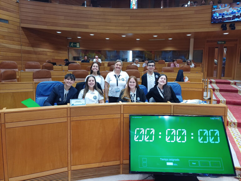 O IES Río Cabe de Monforte faise co 2º e o 3º posto na fase final do Parlamento Xove
