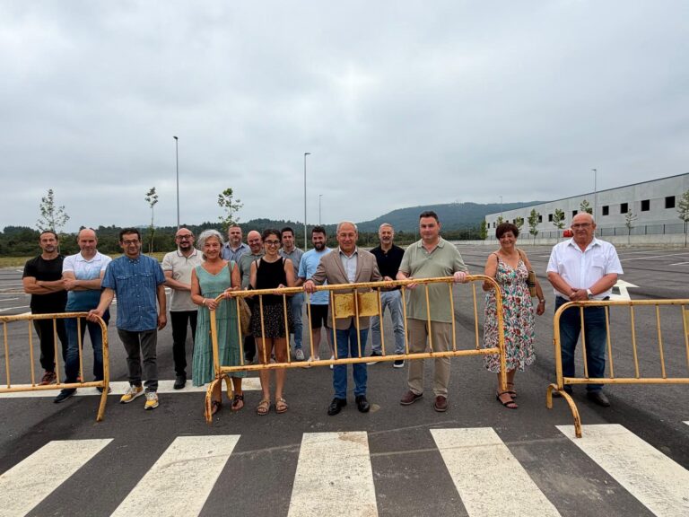 Inaugurado o novo aparcadoiro do P.I. do Reboredo